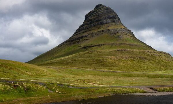 Deserted Islands Exploring the Mysterious Ruins of Hidden Civilizations